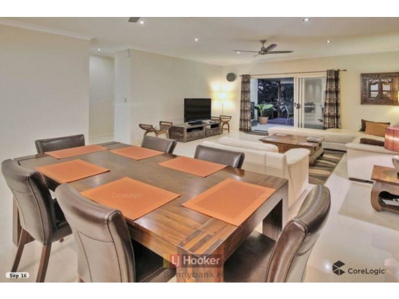 94 Lang Street, Sunnybank Hills QLD 4109