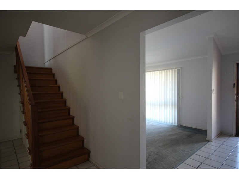 82 Parklands Street, Calamvale QLD 4116