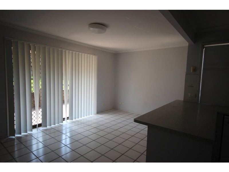 82 Parklands Street, Calamvale QLD 4116