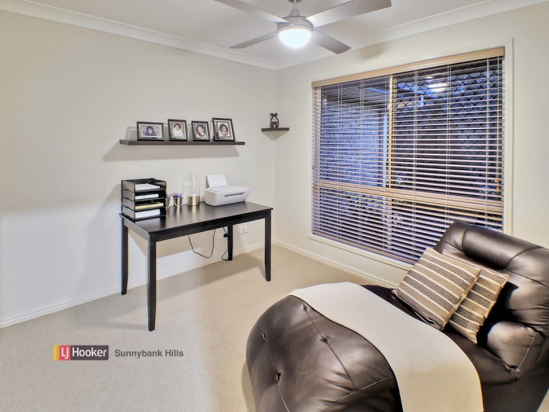 97 Greenways Esplanade, Parkinson QLD 4115