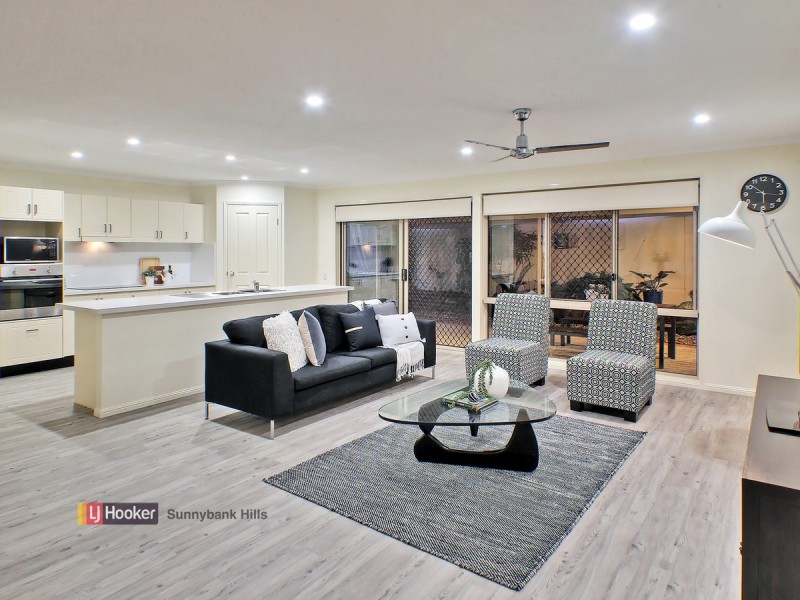 15 Prospect Street, Parkinson QLD 4115