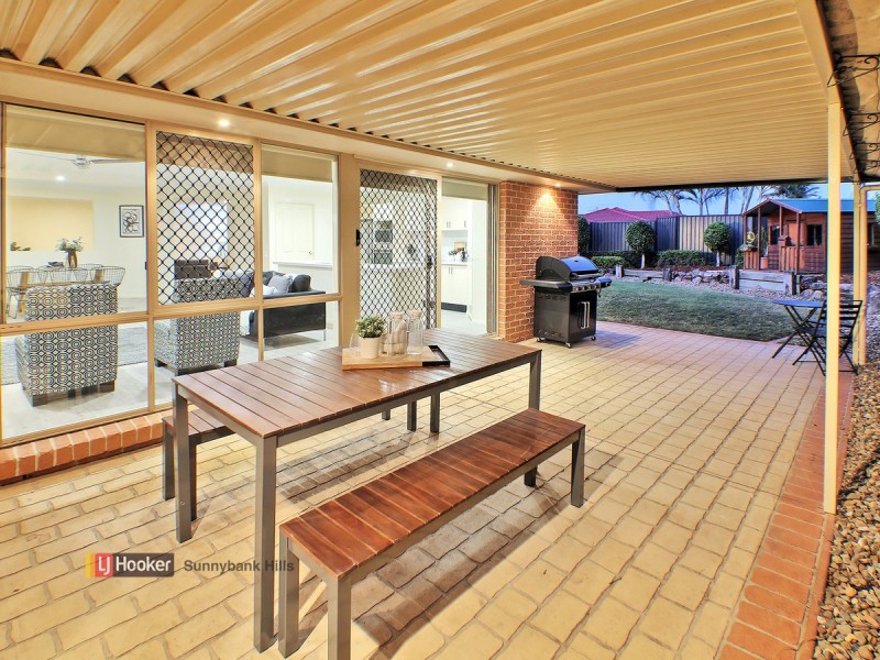 15 Prospect Street, Parkinson QLD 4115