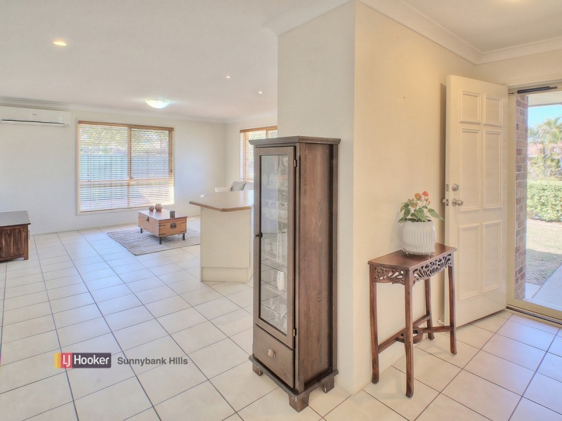 70 Reardon Street, Calamvale QLD 4116