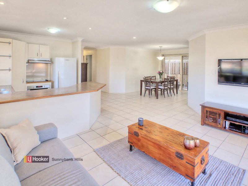 70 Reardon Street, Calamvale QLD 4116