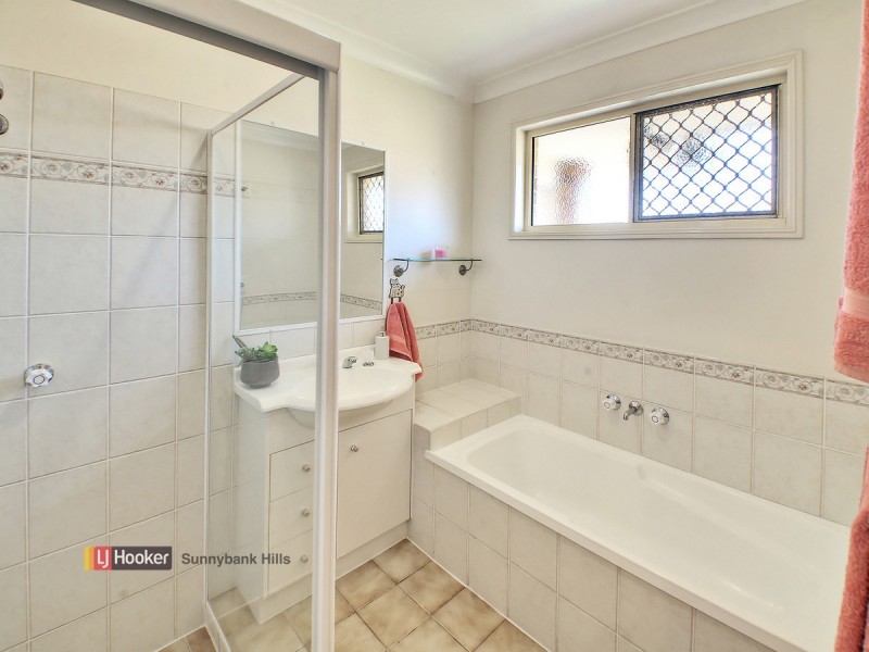 70 Reardon Street, Calamvale QLD 4116
