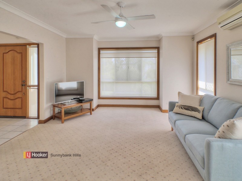 6 Tana Place, Parkinson QLD 4115