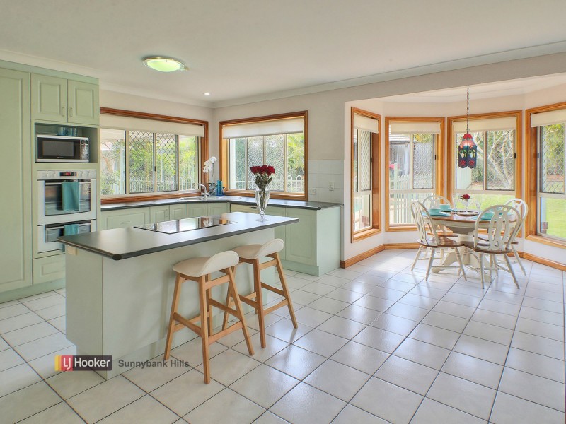 6 Tana Place, Parkinson QLD 4115