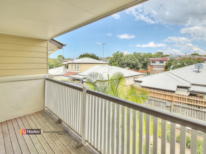 Unit/4A Aminya Street, Mansfield QLD 4122