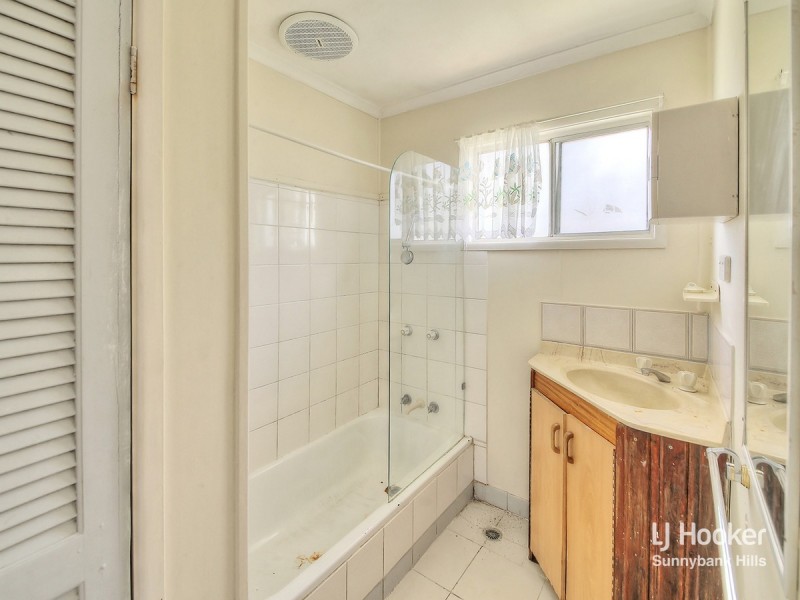19 Moore Street, Logan Central QLD 4114