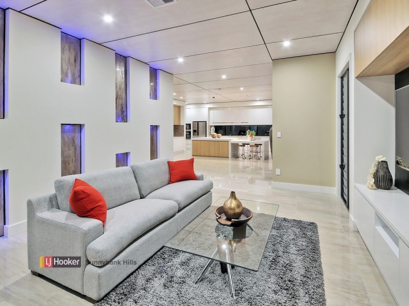 15 Panorama Street, Rochedale QLD 4123