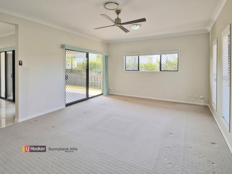 10 Collett Street, Eight Mile Plains QLD 4113