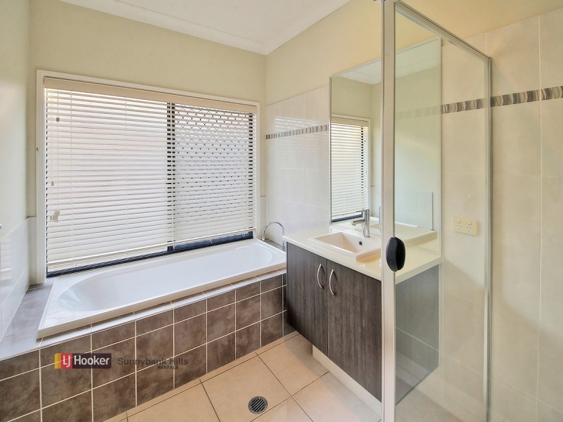 10 Collett Street, Eight Mile Plains QLD 4113