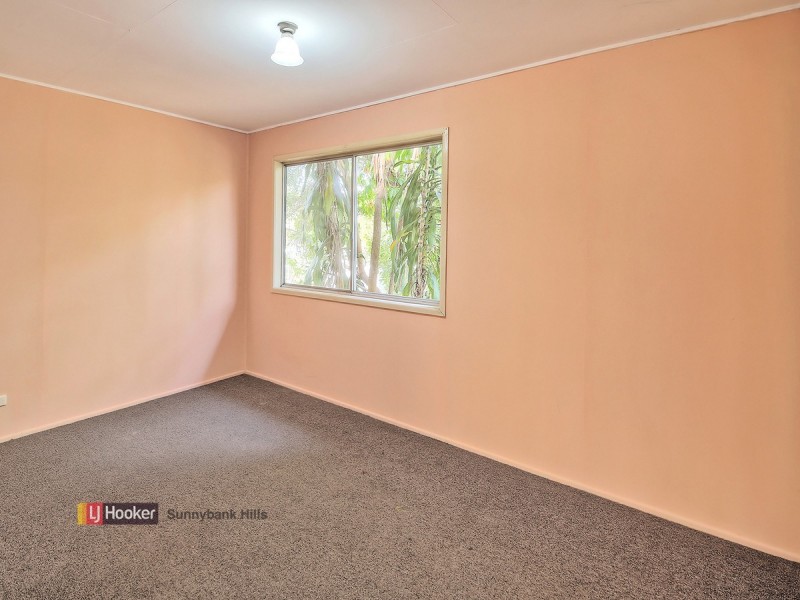 9 Claverton Street, Woodridge QLD 4114