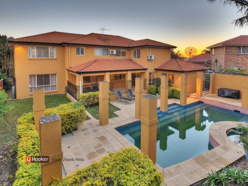 43 Poinciana Crescent, Stretton QLD 4116