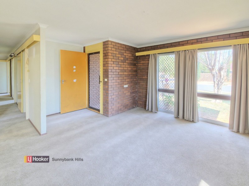 76 Chilton Street, Sunnybank Hills QLD 4109