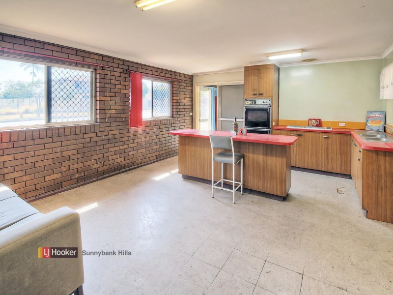 76 Chilton Street, Sunnybank Hills QLD 4109