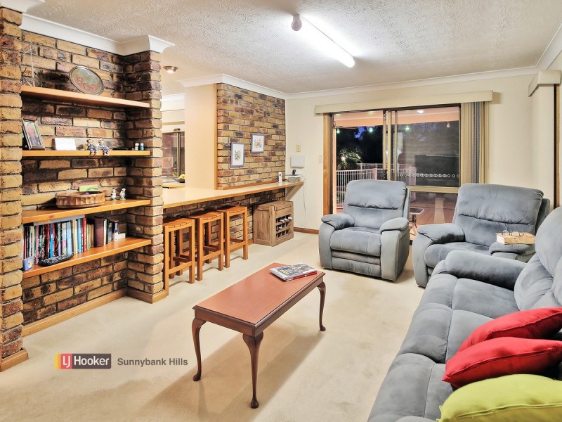 10 Kanuka Street, Algester QLD 4115