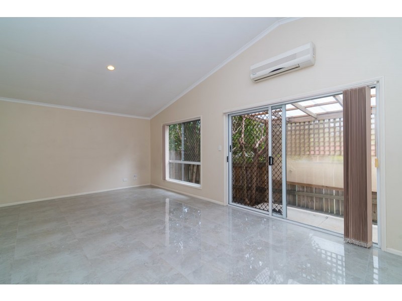 43 Pintail Crescent, Forest Lake QLD 4078