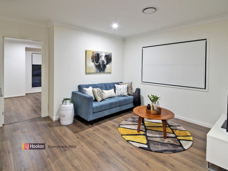 10 Sunshine Place, Eight Mile Plains QLD 4113