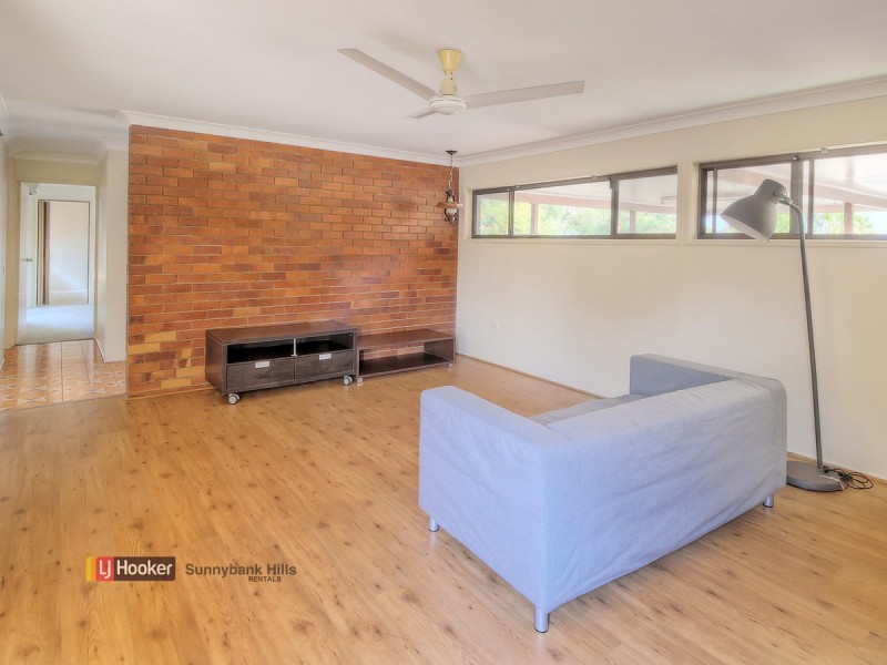 24 Pinecone Street, Sunnybank QLD 4109