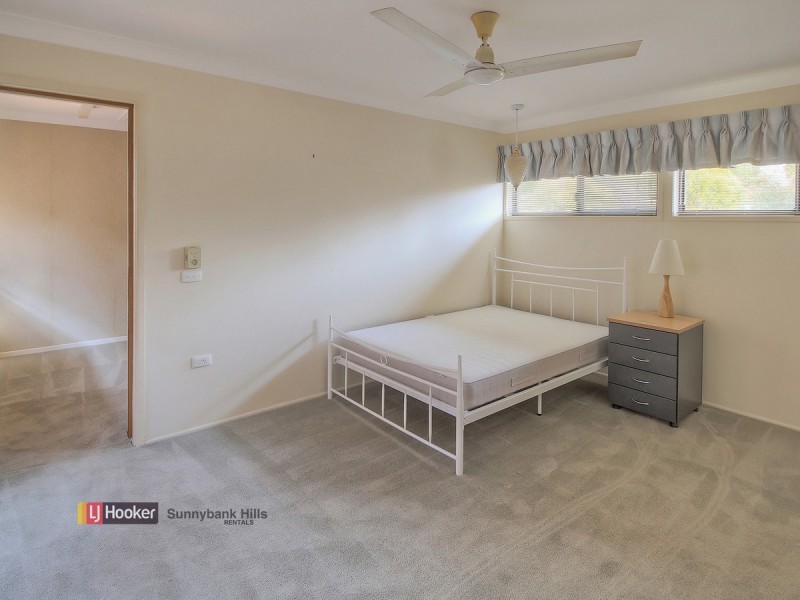 24 Pinecone Street, Sunnybank QLD 4109