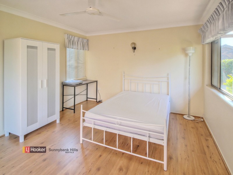 24 Pinecone Street, Sunnybank QLD 4109