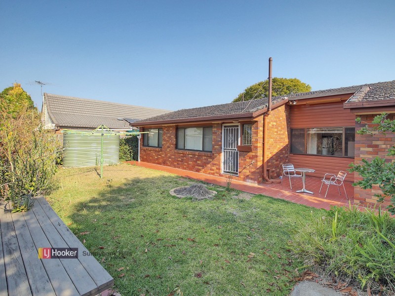 24 Pinecone Street, Sunnybank QLD 4109