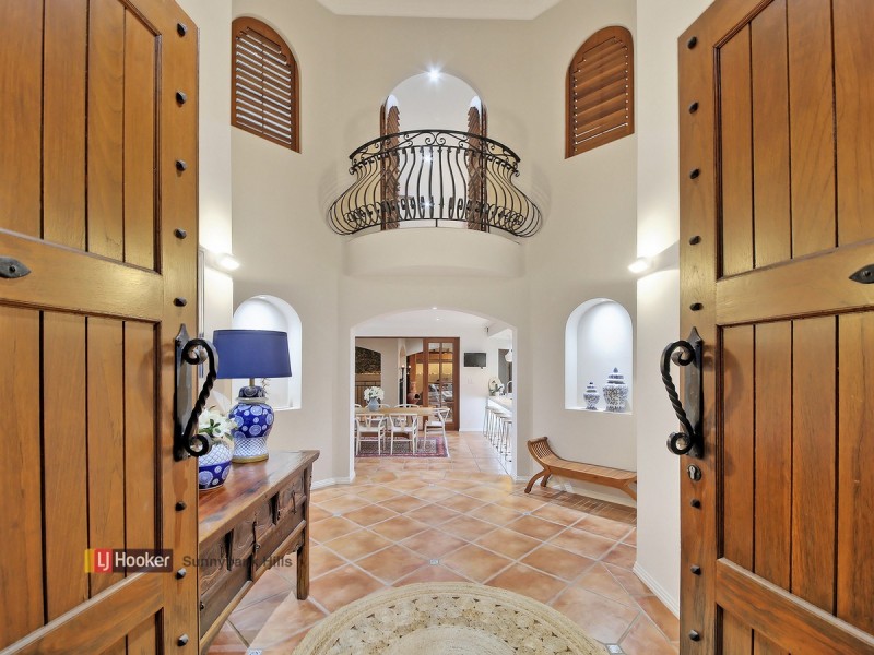 18 Craig Street, Wishart QLD 4122