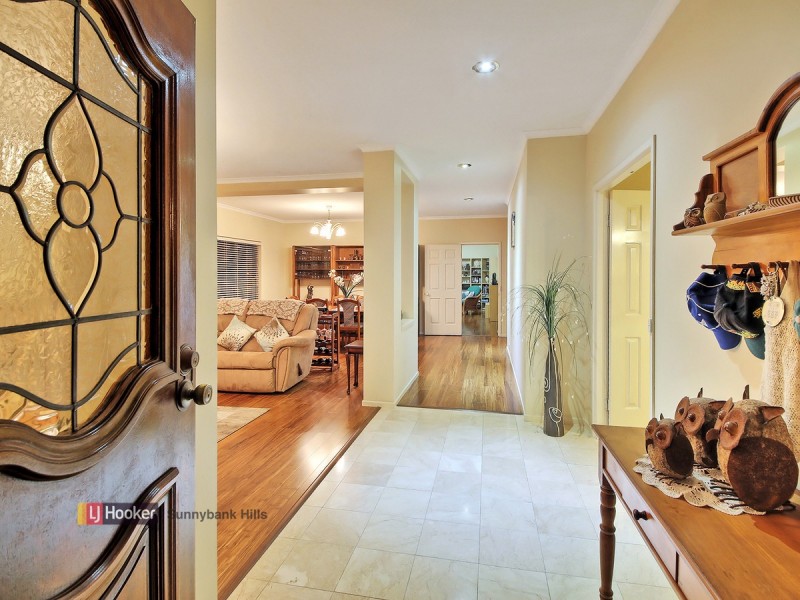 6 Lamona Circuit, Sunnybank Hills QLD 4109