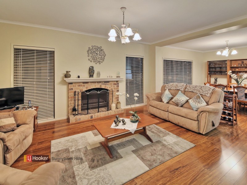 6 Lamona Circuit, Sunnybank Hills QLD 4109
