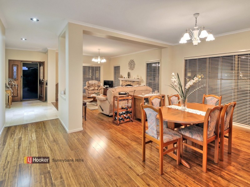 6 Lamona Circuit, Sunnybank Hills QLD 4109