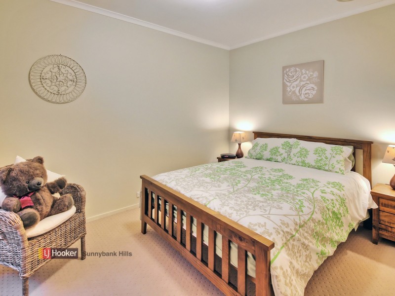 6 Lamona Circuit, Sunnybank Hills QLD 4109