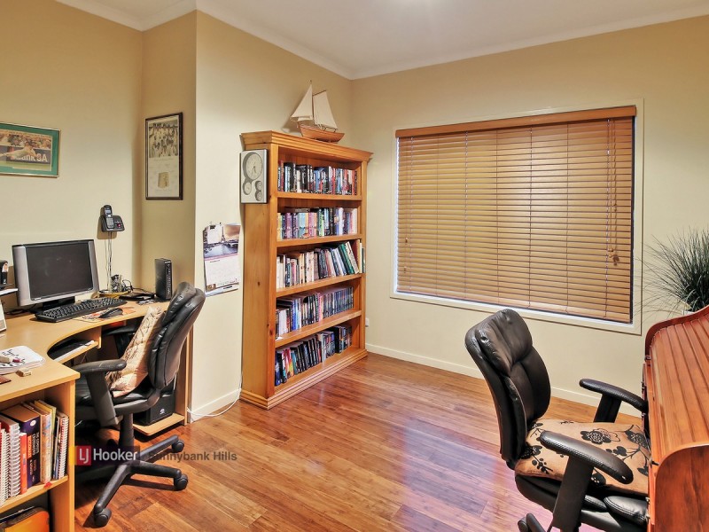 6 Lamona Circuit, Sunnybank Hills QLD 4109