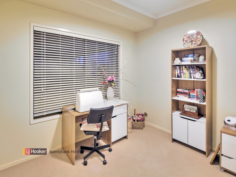 6 Lamona Circuit, Sunnybank Hills QLD 4109