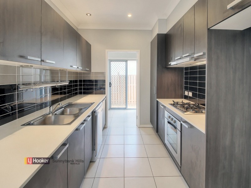 32 Hillcrest Street, Rochedale QLD 4123