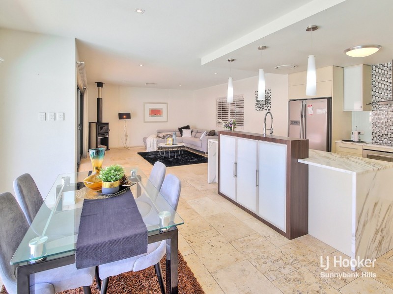 17 Nungatta Court, Parkinson QLD 4115