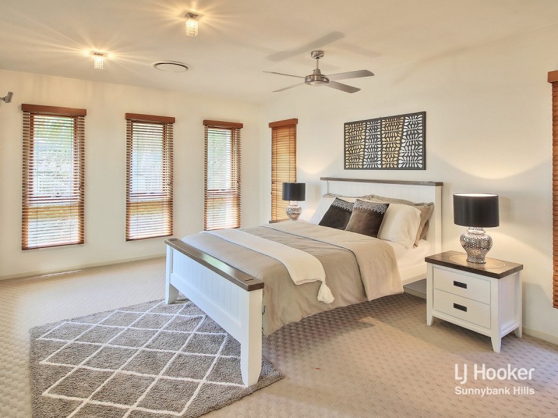 17 Nungatta Court, Parkinson QLD 4115