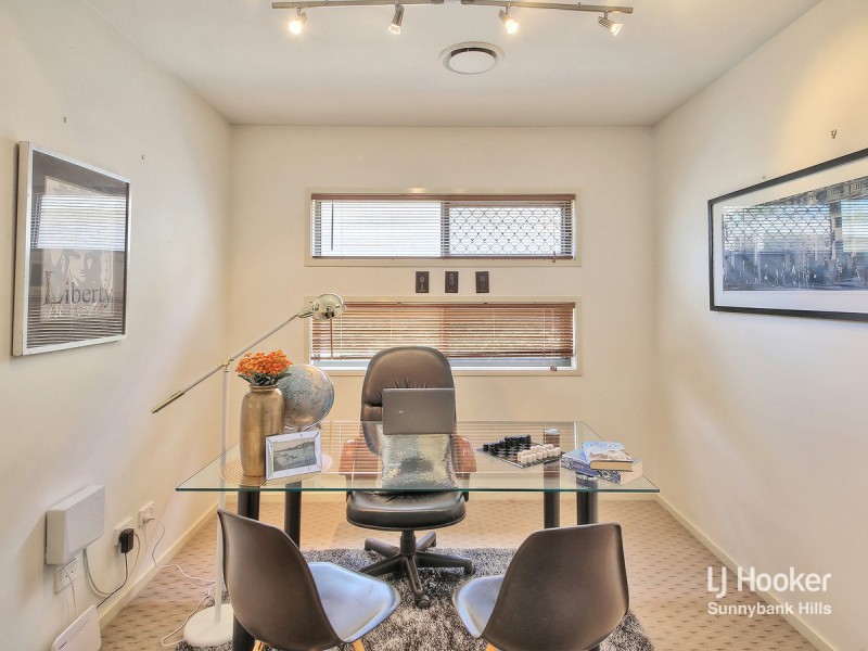 17 Nungatta Court, Parkinson QLD 4115