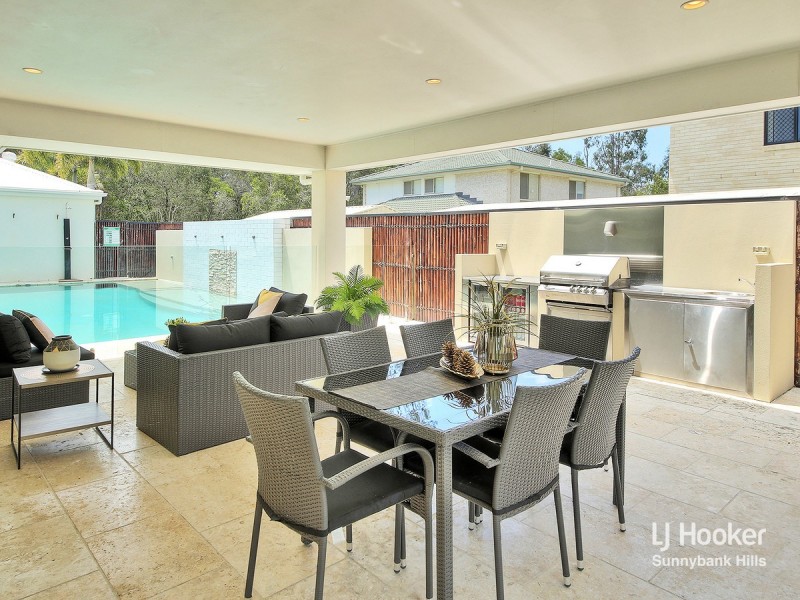17 Nungatta Court, Parkinson QLD 4115