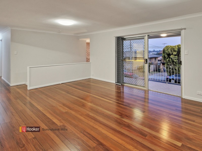 4 Mourilyan Street, Mansfield QLD 4122