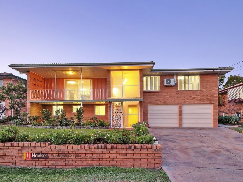 4 Mourilyan Street, Mansfield QLD 4122