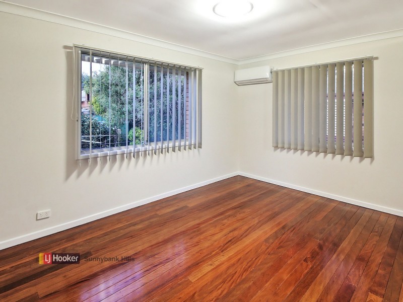 4 Mourilyan Street, Mansfield QLD 4122