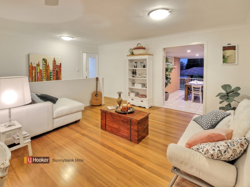 23 Denton Street, Wishart QLD 4122