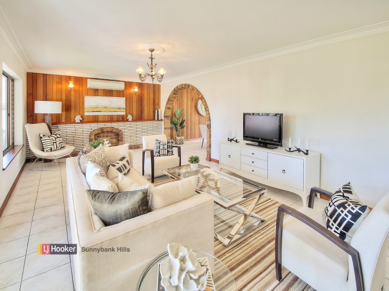 35 Faringdon Street, Robertson QLD 4109