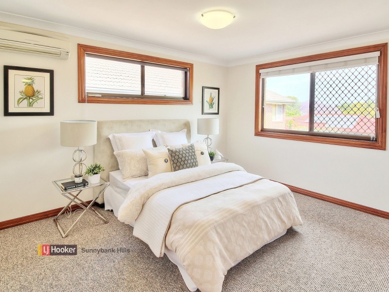 35 Faringdon Street, Robertson QLD 4109