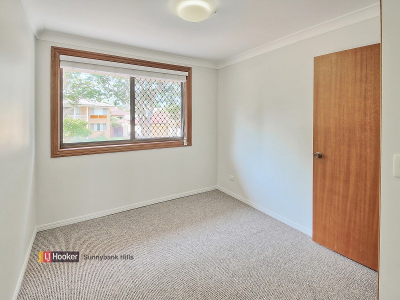 35 Faringdon Street, Robertson QLD 4109