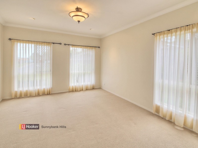 30 Fairmont Crescent, Underwood QLD 4119