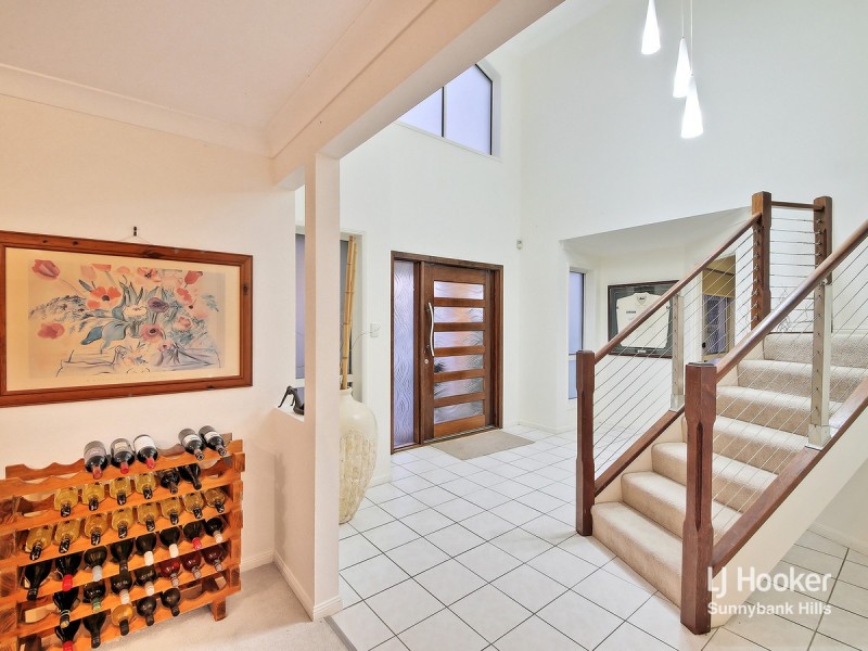 84 Poinciana Crescent, Stretton QLD 4116