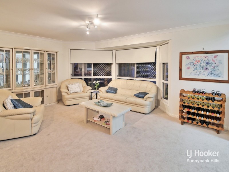 84 Poinciana Crescent, Stretton QLD 4116
