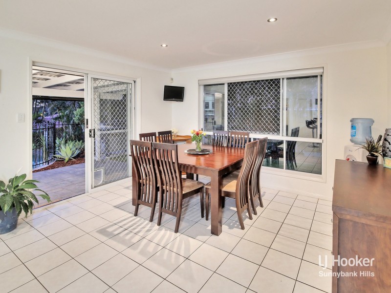 84 Poinciana Crescent, Stretton QLD 4116